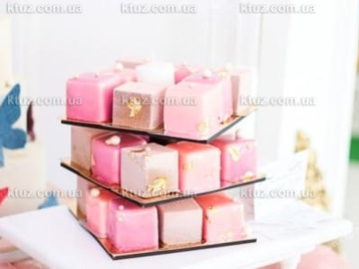 Для одесситов и гостей города организовали необычный праздник "Козырная свадьба" Для одесситов и гостей города организовали необычный праздник "Козырная свадьба"