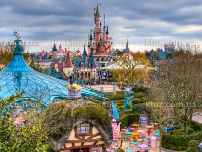 В каком парке самые головокружительные аттракционы? В каком парке самые головокружительные аттракционы?