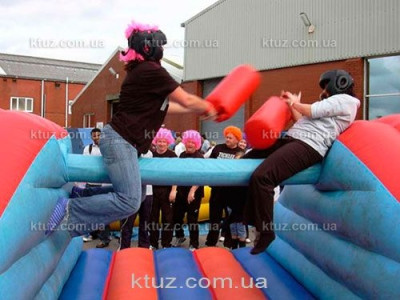Бои на подушках – эксклюзивный надувной аттракцион