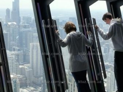 Праздник в чикагском небоскребе Праздник в чикагском небоскребе