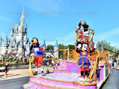 Два Диснейленда - самый большой и самый веселый Два Диснейленда - самый большой и самый веселый