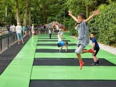 Психотерапевты рекомендуют: прыжки на батуте - один из лучших способов для снятия стресса