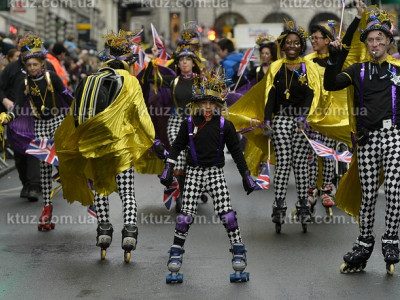 Новогодний парад-карнавал в столице Великобритании Новогодний парад-карнавал в столице Великобритании