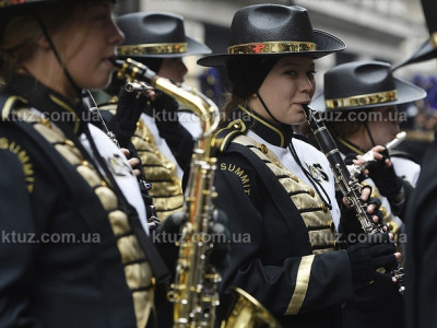 Новогодний парад-карнавал в столице Великобритании Новогодний парад-карнавал в столице Великобритании