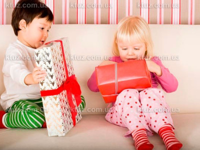 Новогодние подарки для детей разного возраста - что выбрать