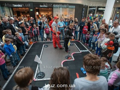 День ребенка в ТРЦ King Cross Leopolis с компанией Козырный Туз