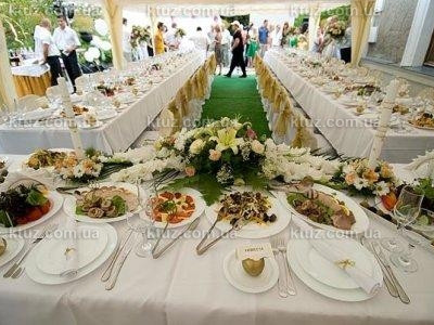 Кейтеринг на свадьбе вместо привычного ресторанного банкета становится модным Кейтеринг на свадьбе вместо привычного ресторанного банкета становится модным