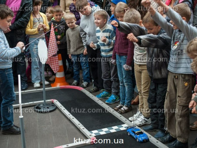 День ребенка в ТРЦ King Cross Leopolis с компанией Козырный Туз