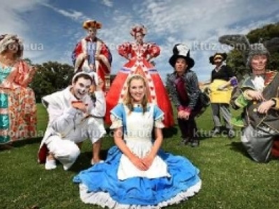 Алиса в стране чудес