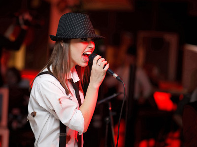 Вокалистка Татьяна Четвертак