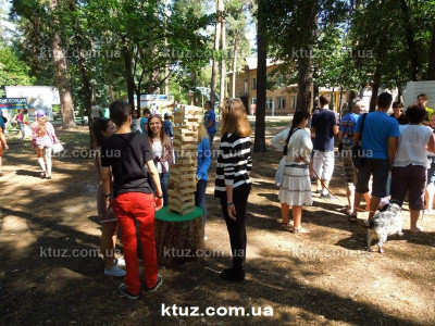 Компания Козырный Туз в детском лагере Каштан Компания Козырный Туз в детском лагере Каштан