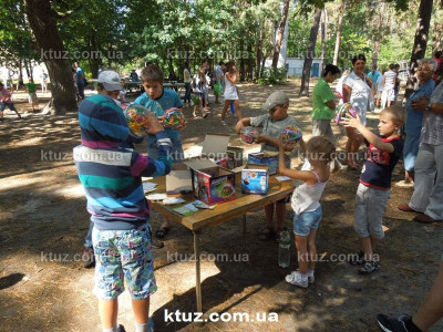 Компания Козырный Туз в детском лагере Каштан Компания Козырный Туз в детском лагере Каштан