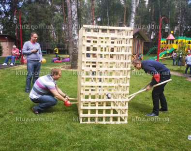 Мяч в клетке Мяч в клетке