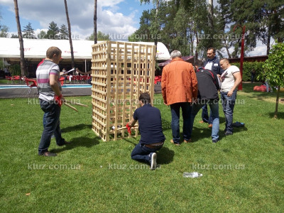 Мяч в клетке Мяч в клетке