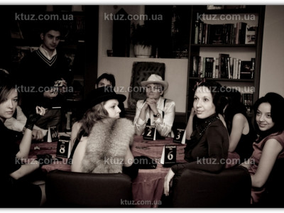 Лидер среди тренингов по коммуникации – игра Мафия