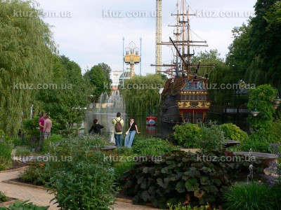 Тематические парки и другие развлечения Тематические парки и другие развлечения