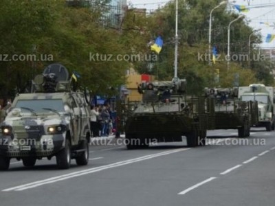 В Мариуполе на День города прошел концерт и показ техники