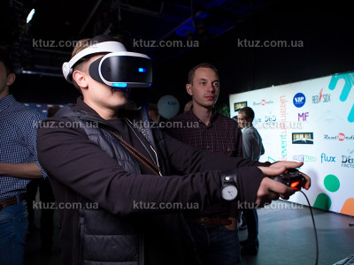 Шлем виртуальной реальности